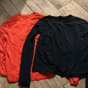 Athleta girl long sleeve shirts.